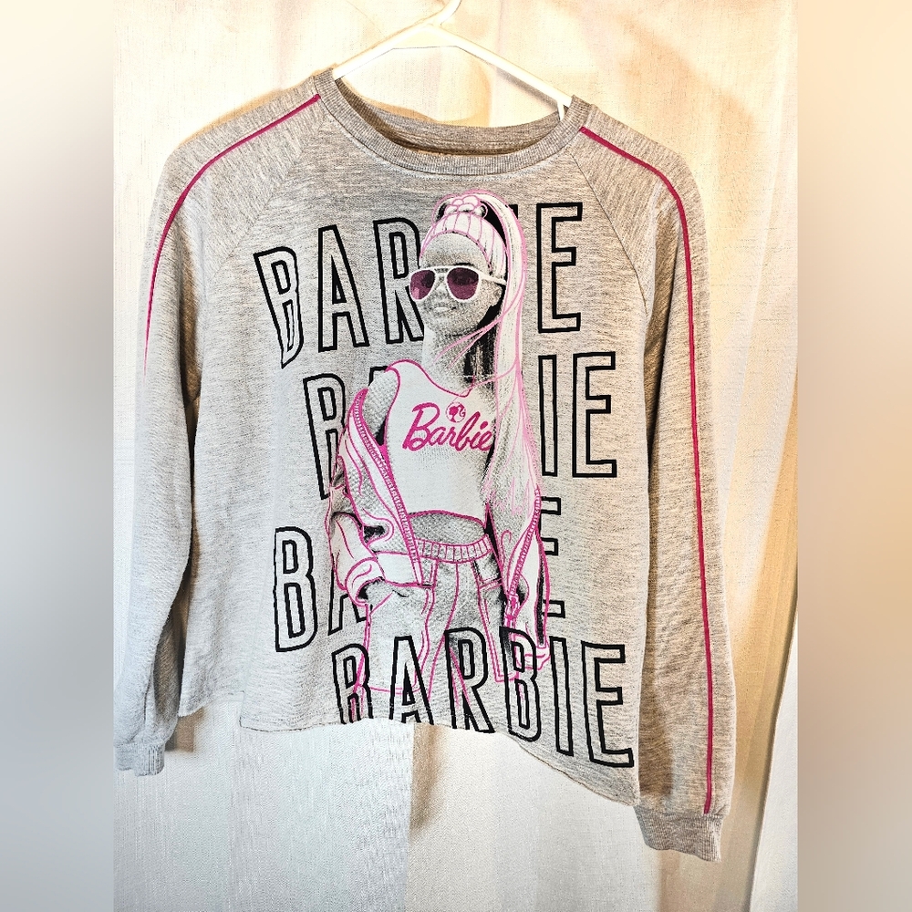 2/$20 Barbie XXL (18) Graphic Sweatshirt